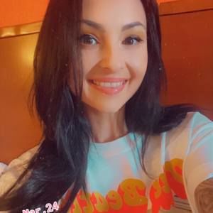 Meet your Posher, Jackie